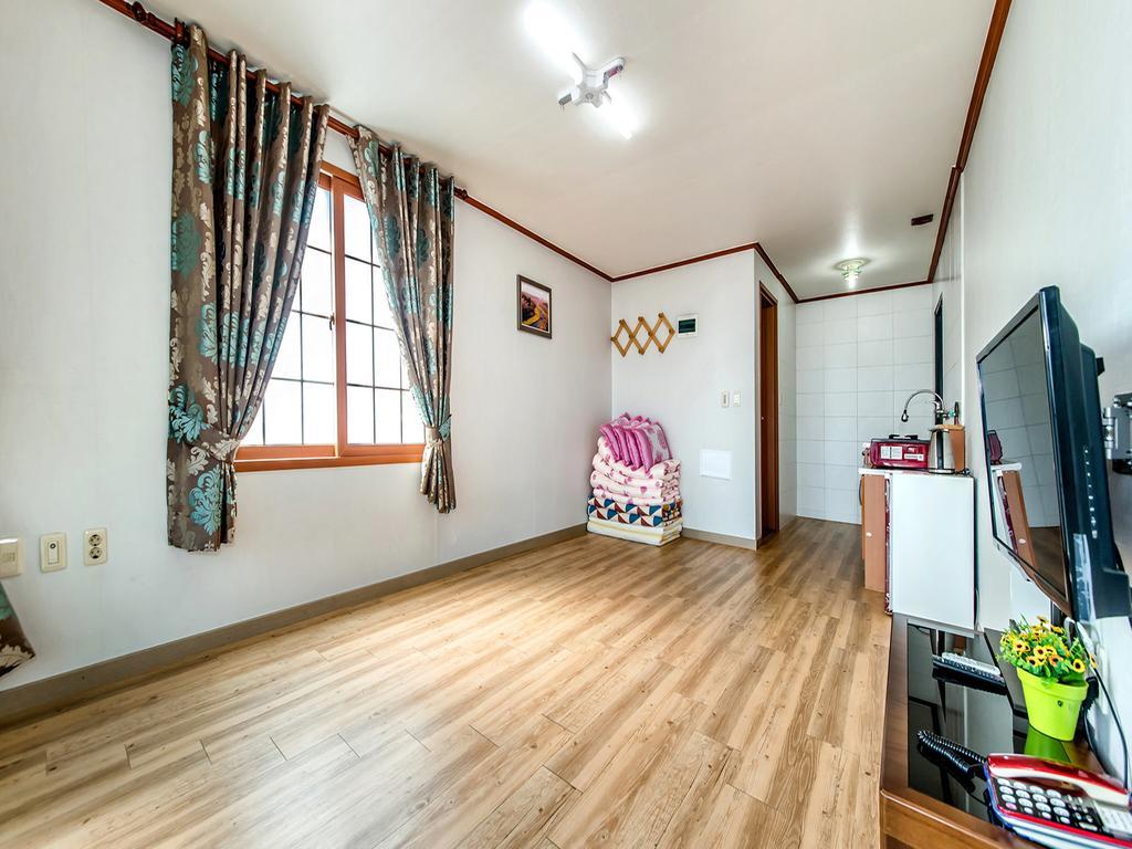 Sea Dragon Pension Seogwipo Extérieur photo